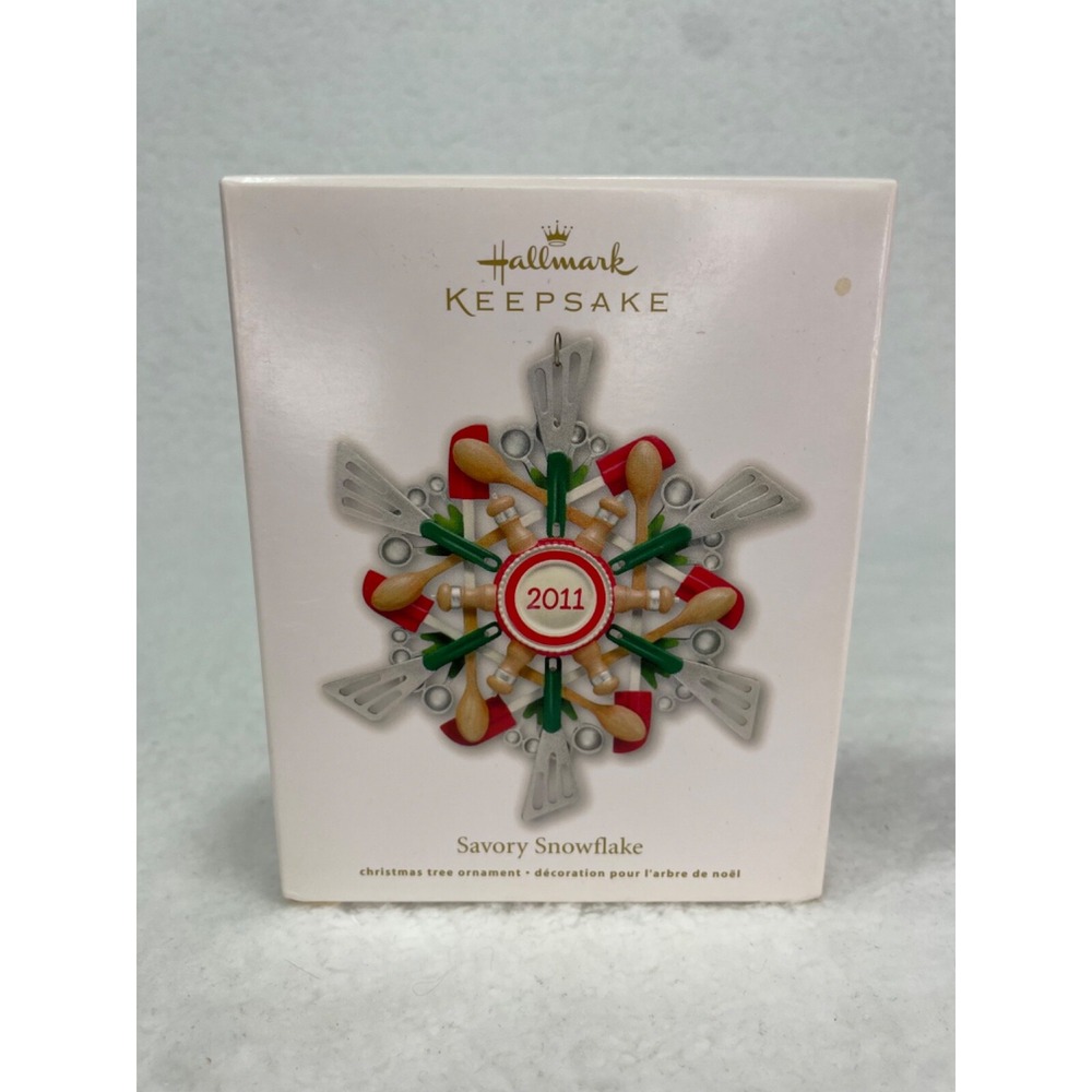 Hallmark Keepsake Savory Snowflake‎ 2011 Ornament NIB